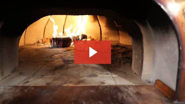 Pizza 101: Tips & Tricks For Using a Wood-Fired Oven