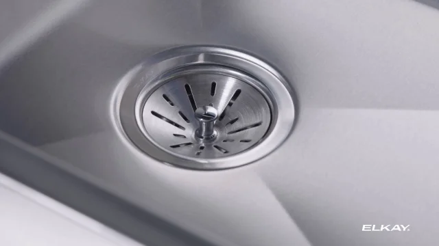 Elkay Ectsrao33229bg4 4 Faucet Holes Crosstown 33 X 22 Double Basin Stainless Steel Kitchen Sink With Aqua Divide Plus Sink Grids