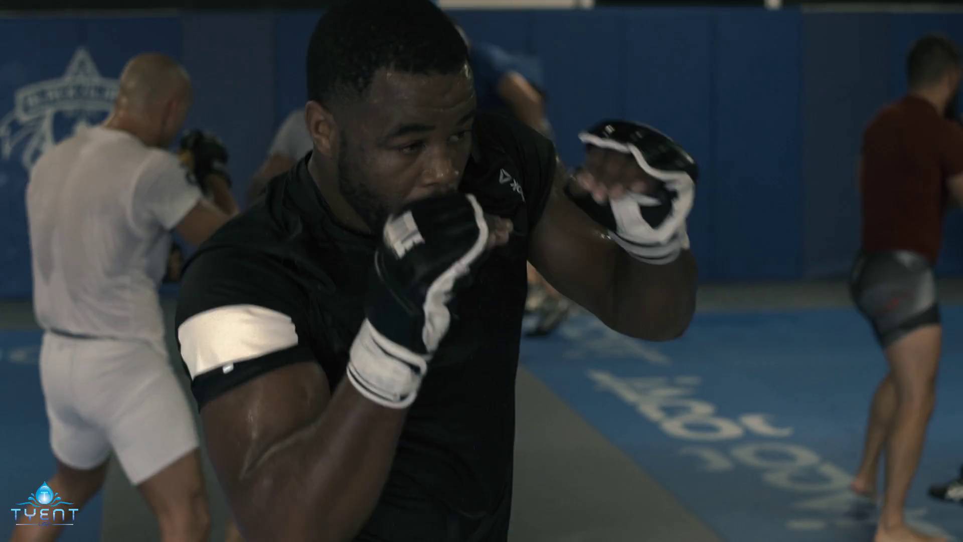 Pro-Athletes and Serious Contenders like Rashad Evans are BOOSTING their performance with Tyent Water. Find out HOW!