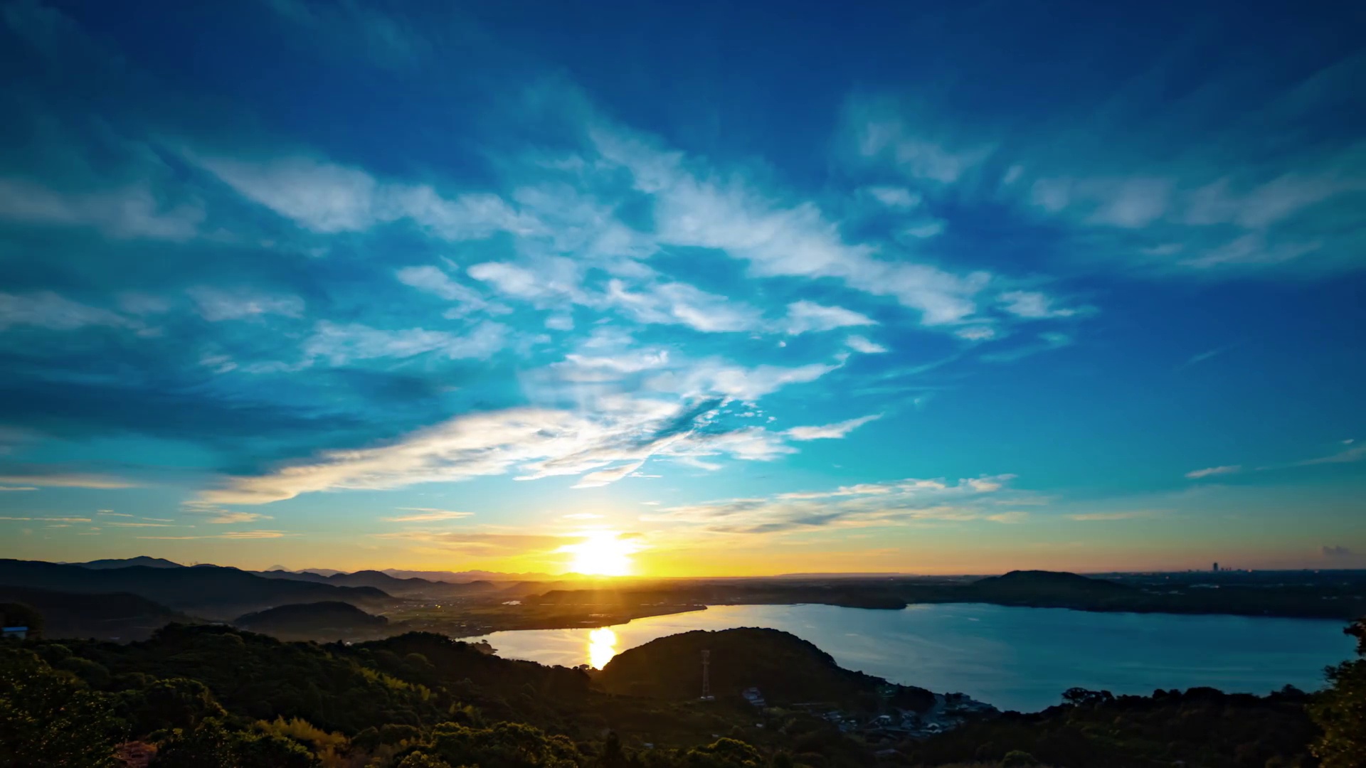 e54c945d06e767706825883beee522a4.jpg?image_play_button_size=2x&image_crop_resized=960x540&image_play_button=1&image_play_button_color=54bbffe0